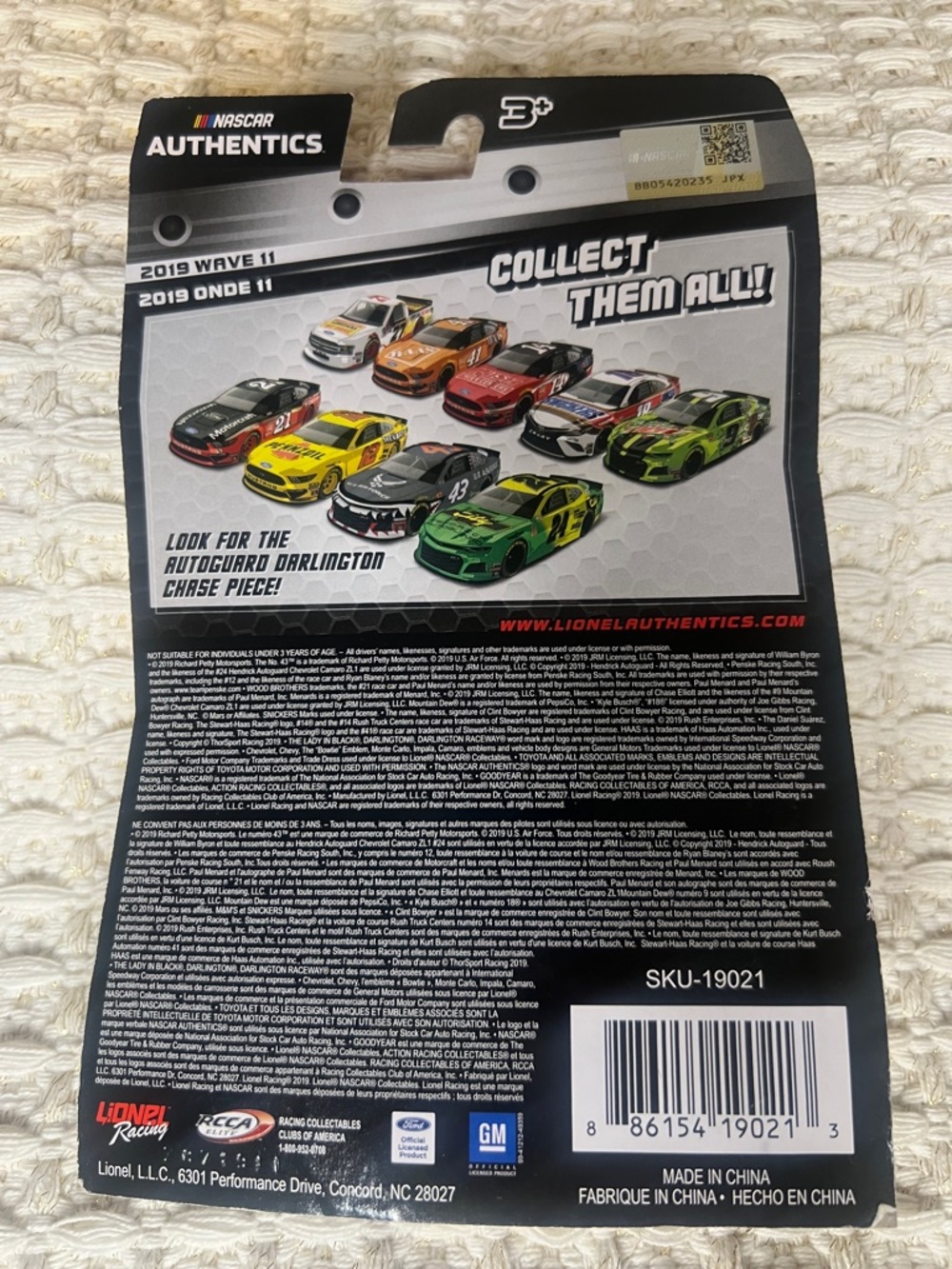 NWT NASCAR Lionel Clint Bowyer 14 Rush Trucks Throwback 2019 WAVE 11 - Picture 3 of 3